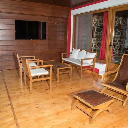 3 Bedroom House In * Alinda (Leros)