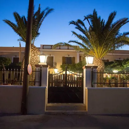 3 Bedroom House In * Alinda (Leros)
