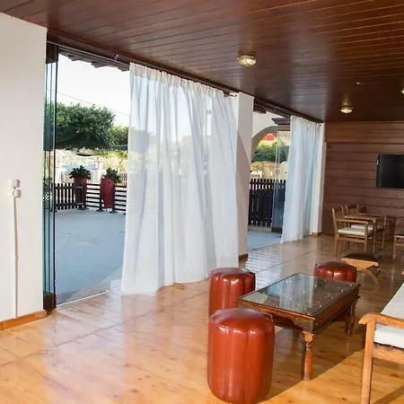 3 Bedroom House In Apartmán Alinda (Leros)