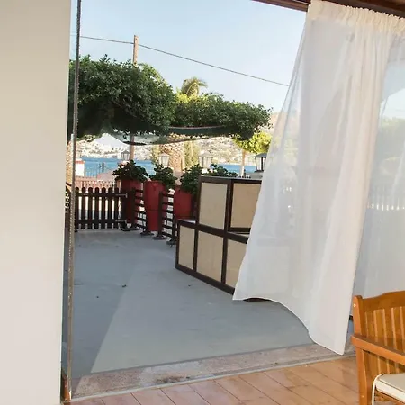 3 Bedroom House In Apartmán Alinda (Leros)