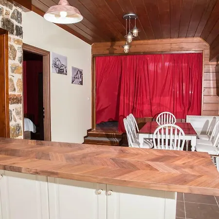 3 Bedroom House In * Alinda (Leros)